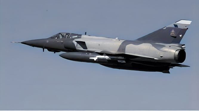 Mirage Fighter Jet thumbnail 2